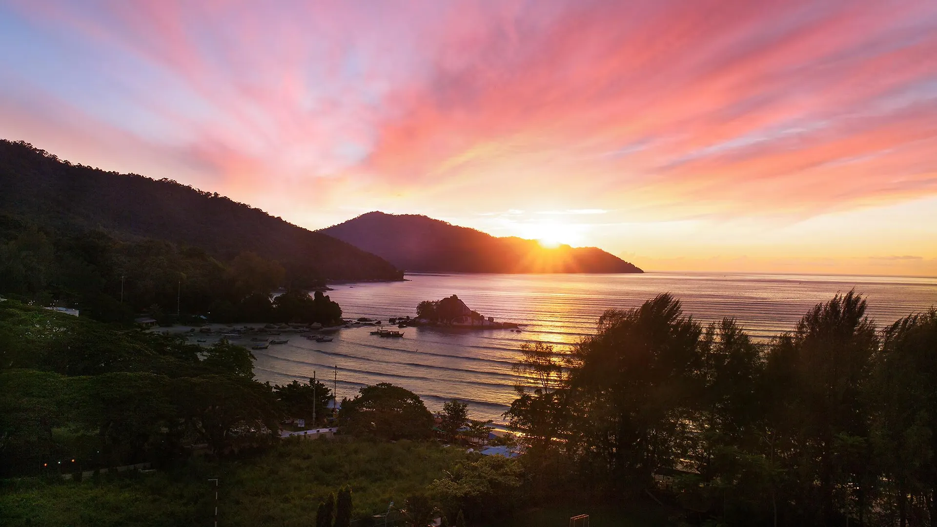 The Bayview Beach Resort Batu Ferringhi Malaysia