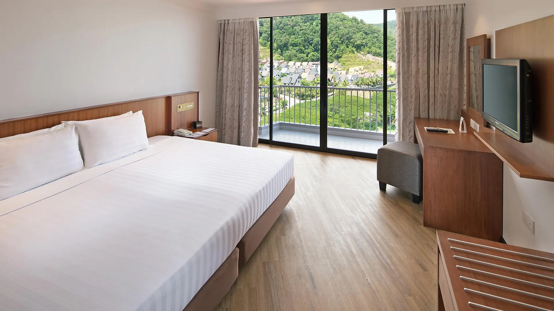 The Bayview Beach Resort Batu Ferringhi
